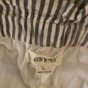 Fashion on Earth Striped Capri Pants